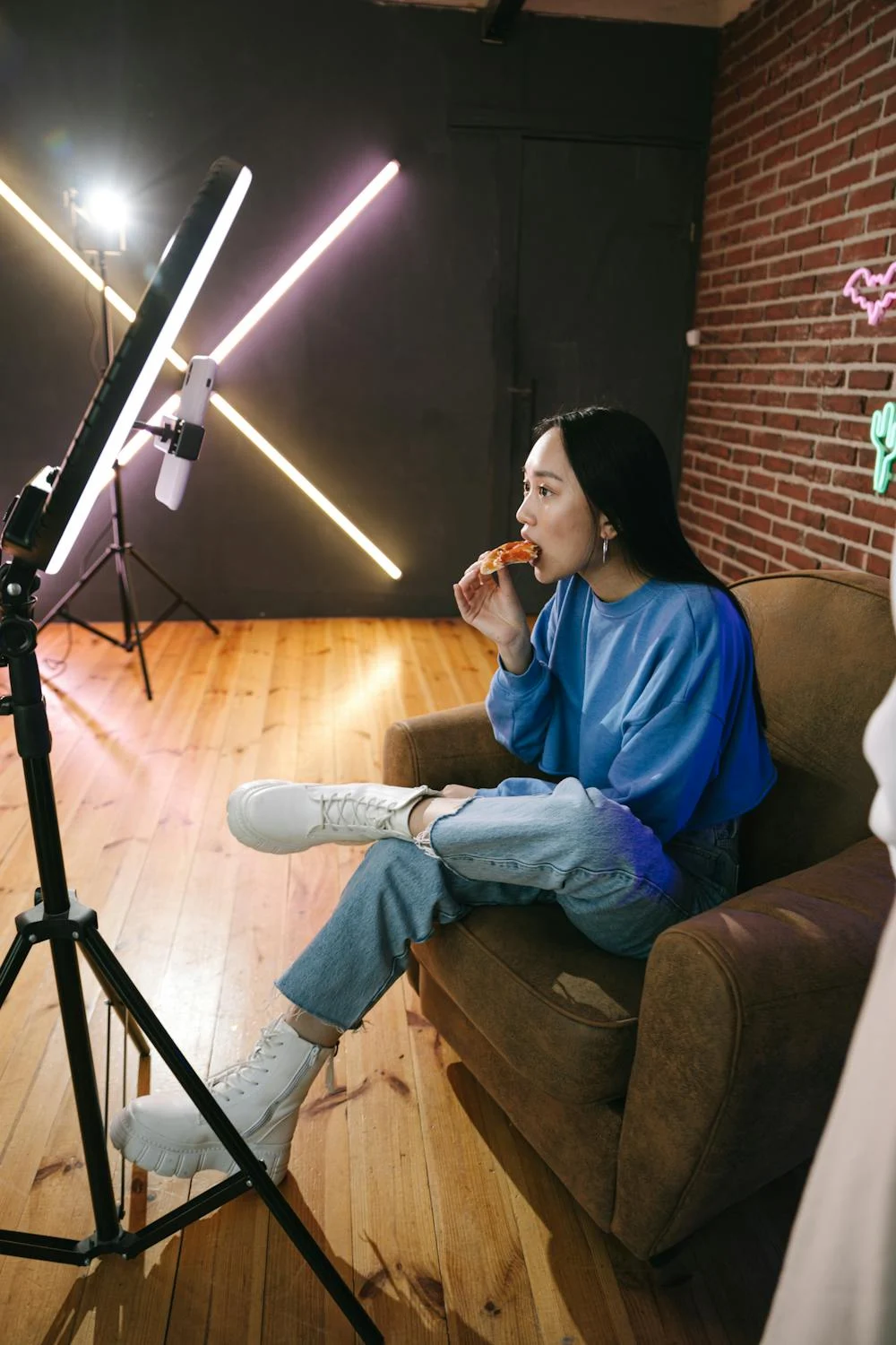How to Find the Right Influencer for Your Brand in 2025